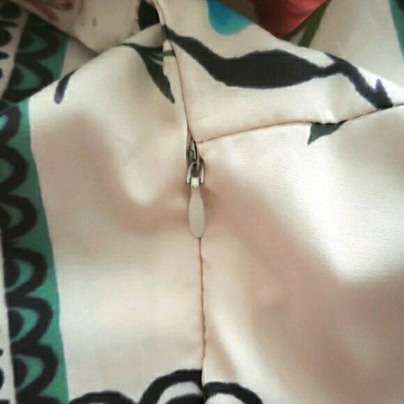 Floral Maxi Dress - Multicolor - Picture 9 of 12